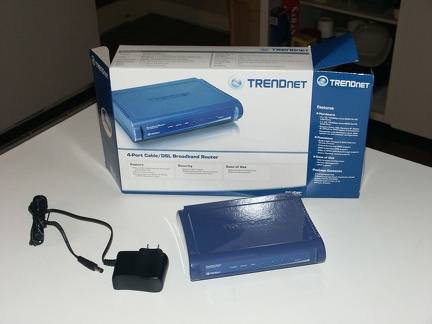 Trendnet TW100-S4W1CA 4-port router